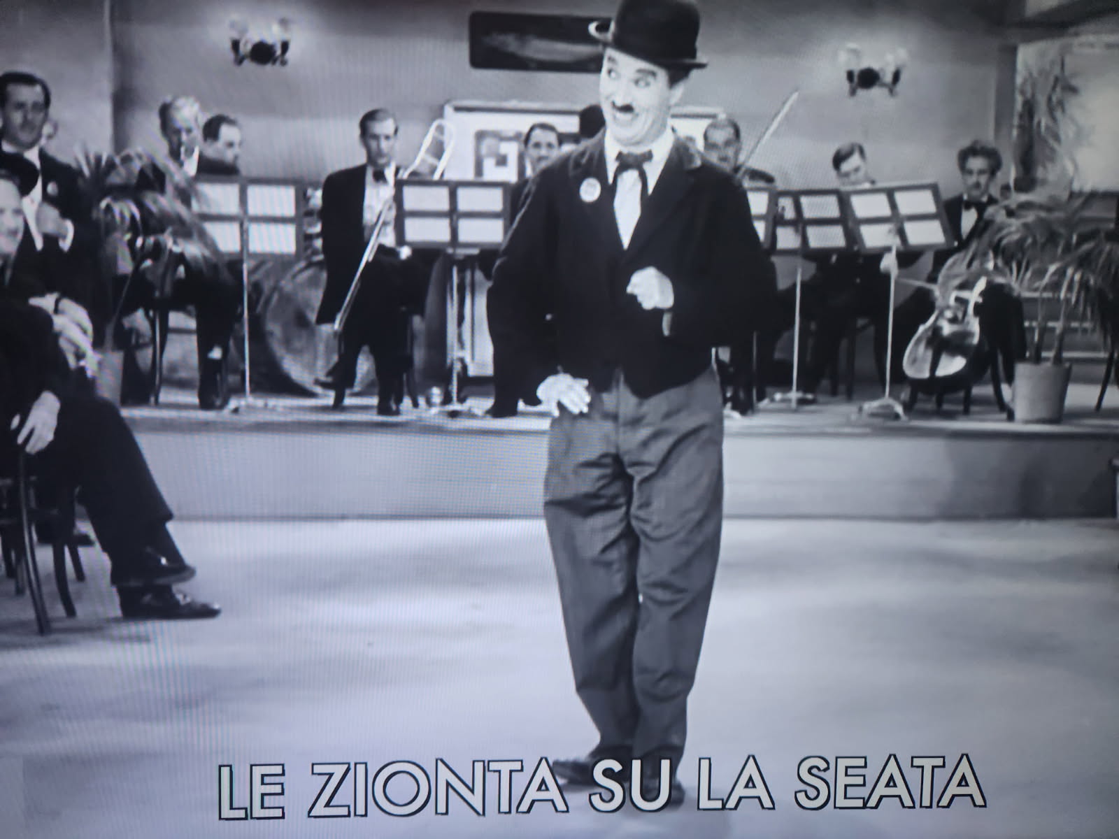 charlie
                    chaplain